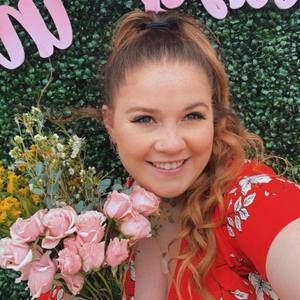 Meet your Posher, Ava